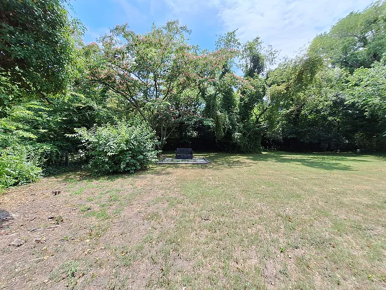 3 S Stuart Rd — Photo 16