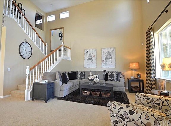 2nd image of 16822 Tamarind Ct