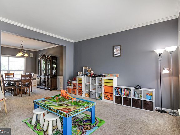 5th image of 10810 Lord Chancellor Ln