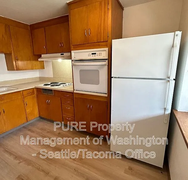 311 2nd St NE #3 — Photo 3