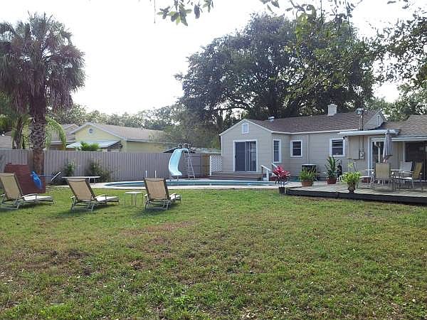 1st image of 1017 W Banister Ave