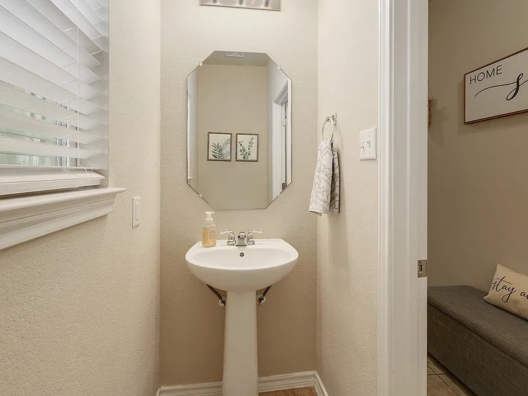 2105 Town Centre Dr #48 — Photo 20