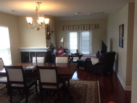 Dinning & Living Room View