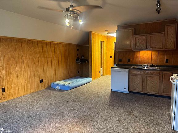 4th image of 1437 Swanson Ave