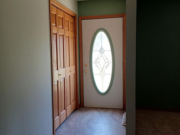2nd image of 12620 Pineview Trl