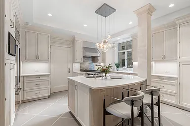 Sold by Sloane Square