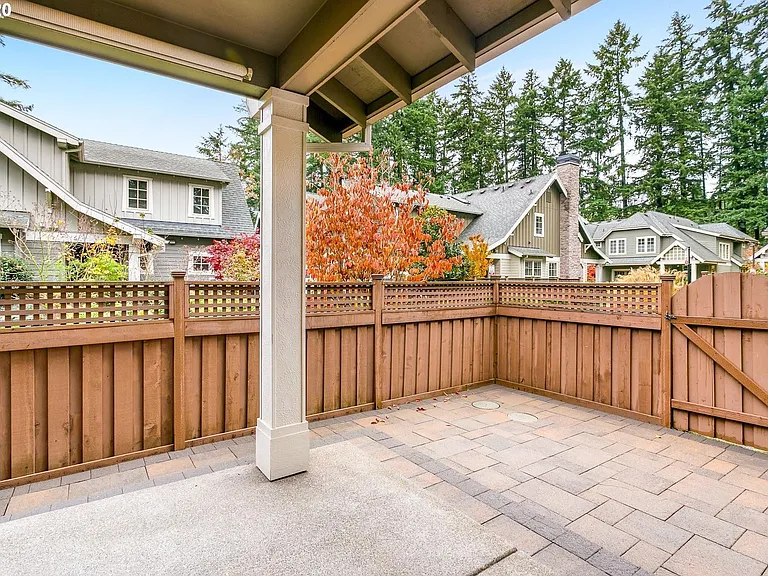 4515 Oakridge Rd — Photo 24
