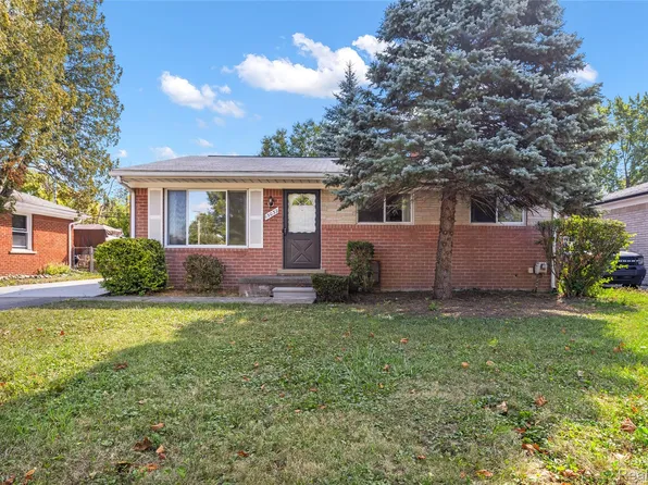 15032 Arcola St, Livonia, MI 48154