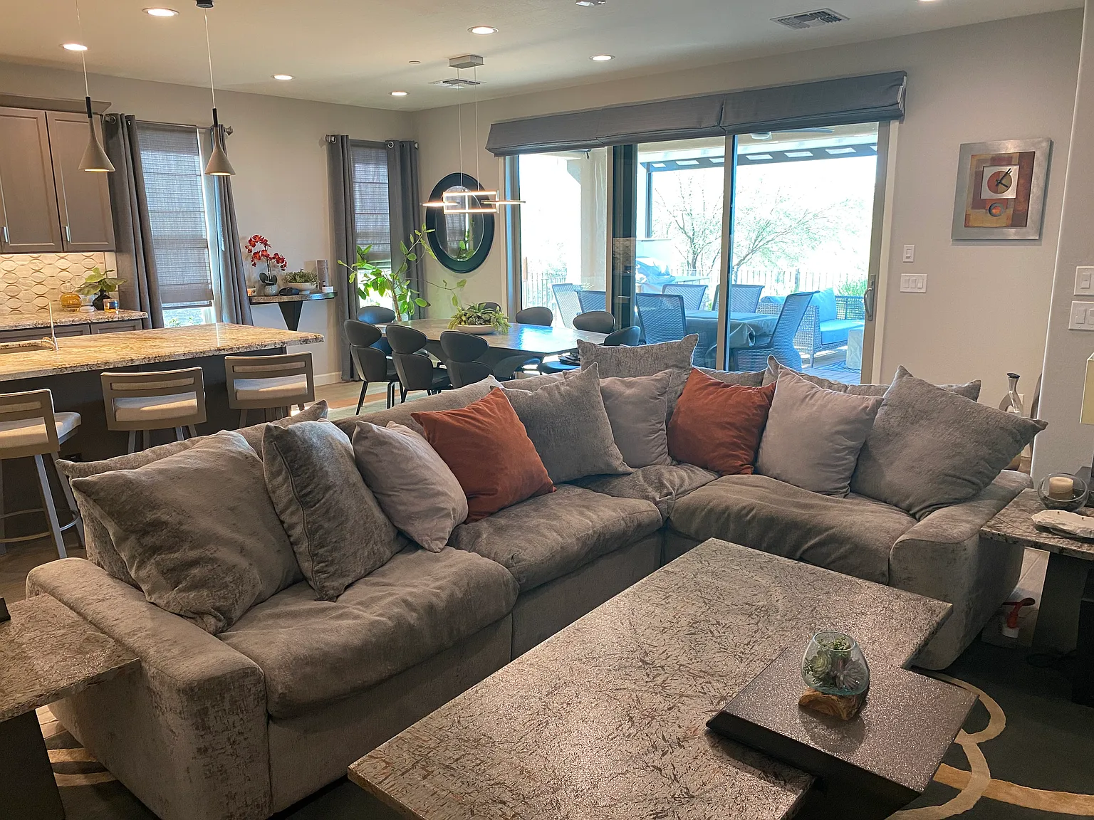 2 bed, 2.5 bath, 1679 sqft, $4,500 — Photo 4
