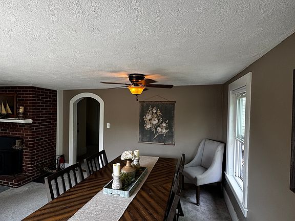 4th image of 485 Pembroke St #B