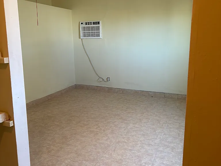 4417 W Bonanza Rd — Photo 15