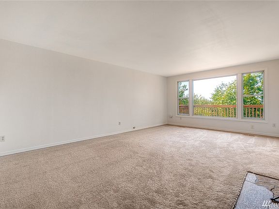 Access the deck directly from the dining room
