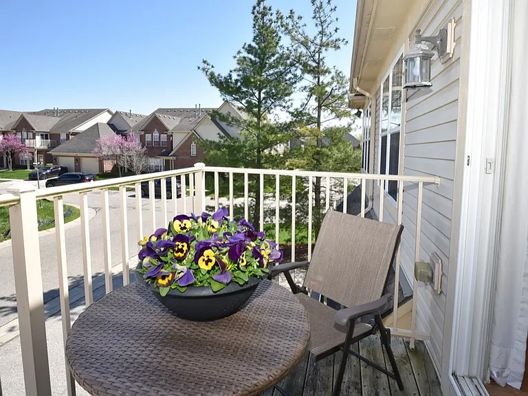 48475 Bridge Way — Photo 2