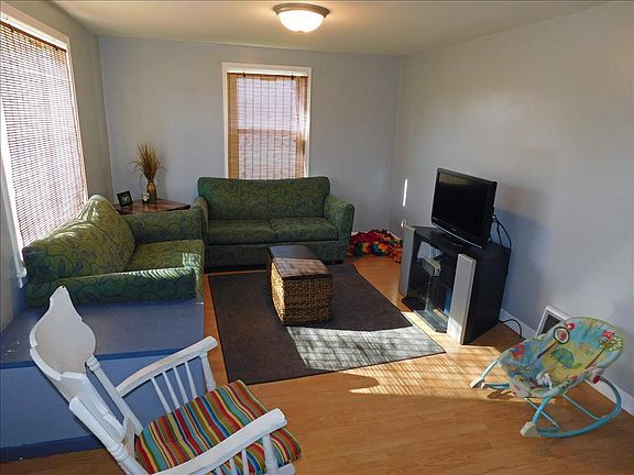 2nd image of 10435 Chicago Dr