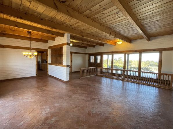 311 Potrillo Dr