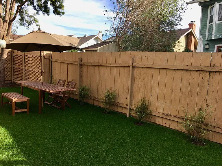 830 Falcon Pl — Photo 8