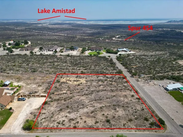 202 Agua Dulce Trl #28, Del Rio, TX 78840