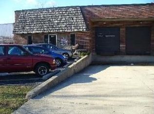 160 Kelly St, Elk Grove Village, IL 60007