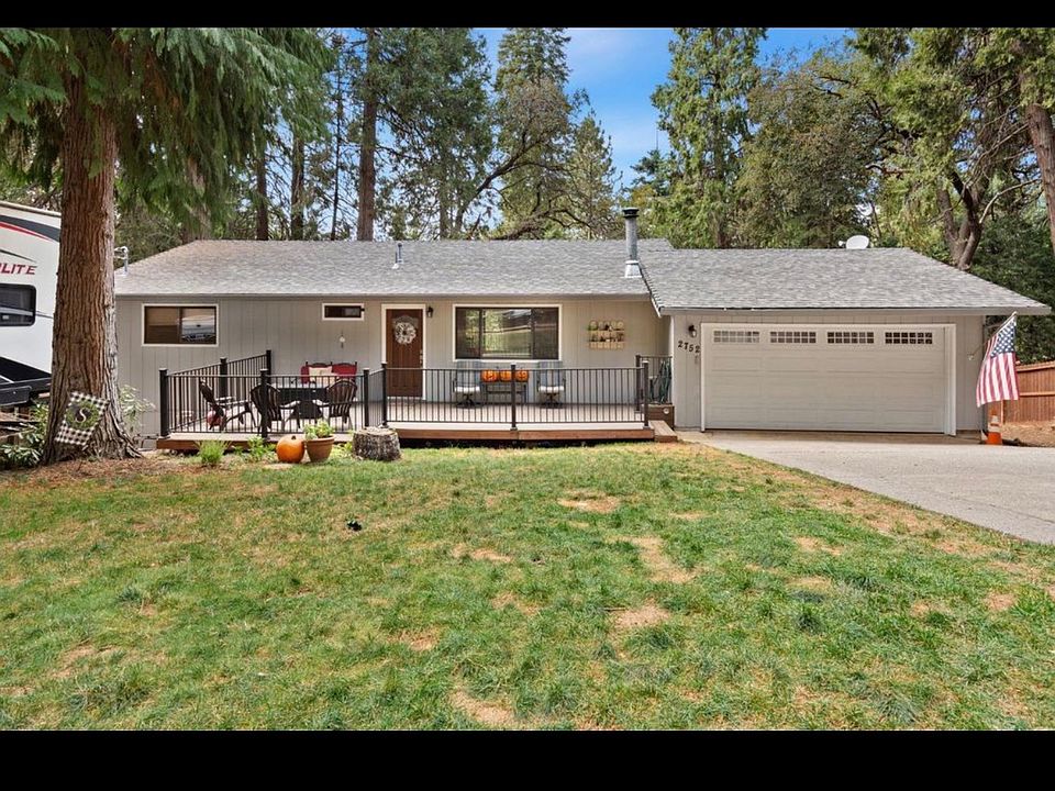 1st image of 2752 Douglas Fir Dr