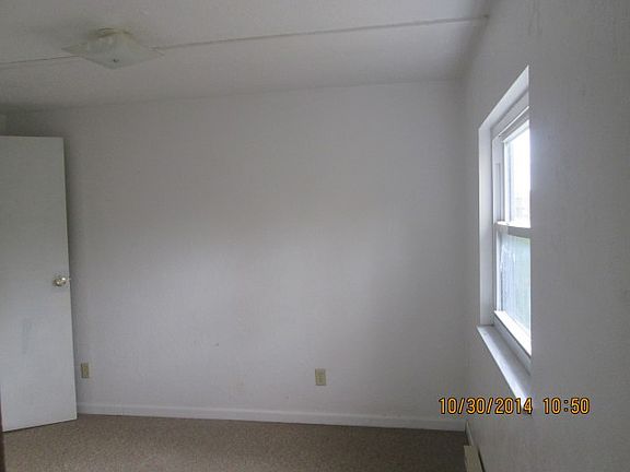 4th image of 434 East Dr