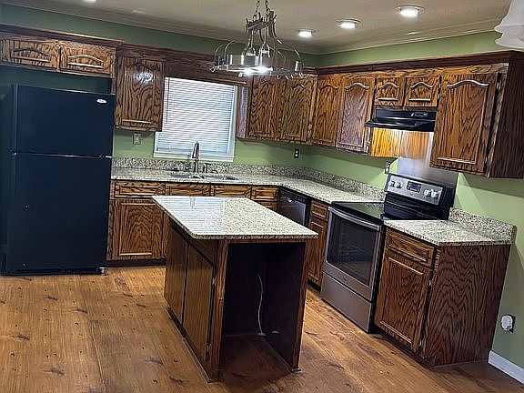 4th image of 362 Mooneyhan Rd