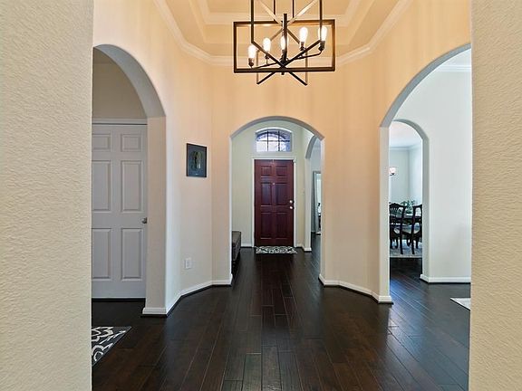 3rd image of 4202 Astoria Manor Ln