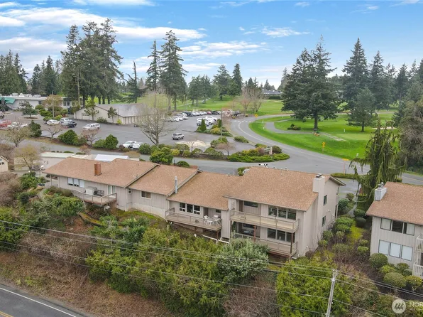 16746 Country Club Drive, Unit C, Burlington, WA 98233