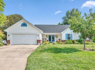 155 Amhurst Pl, Saint Charles, MO 63303