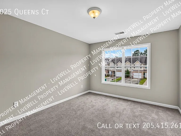 2025 Queens Ct — Photo 21