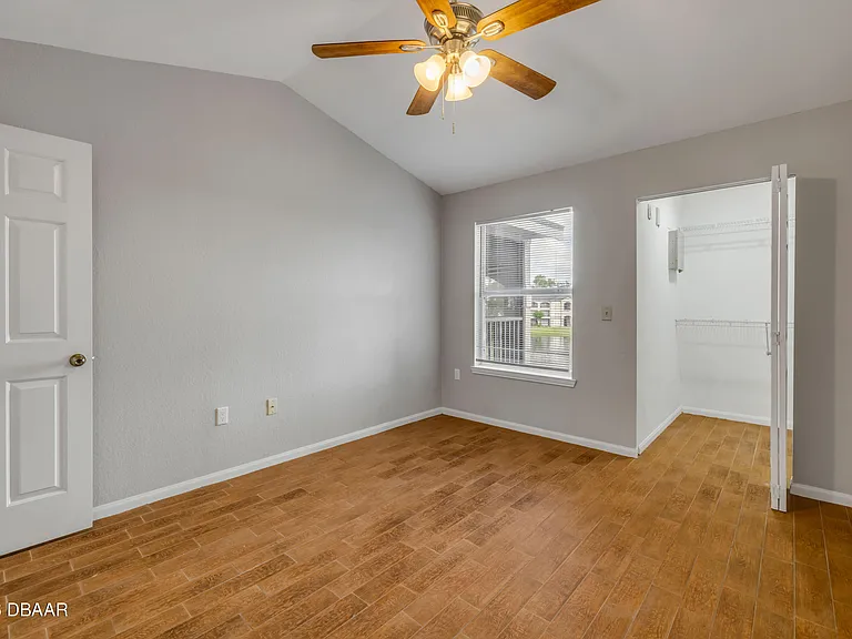 940 Village Trl #4-306 — Photo 21