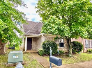 10221 Sterling Ridge Dr, Cordova, TN 38018