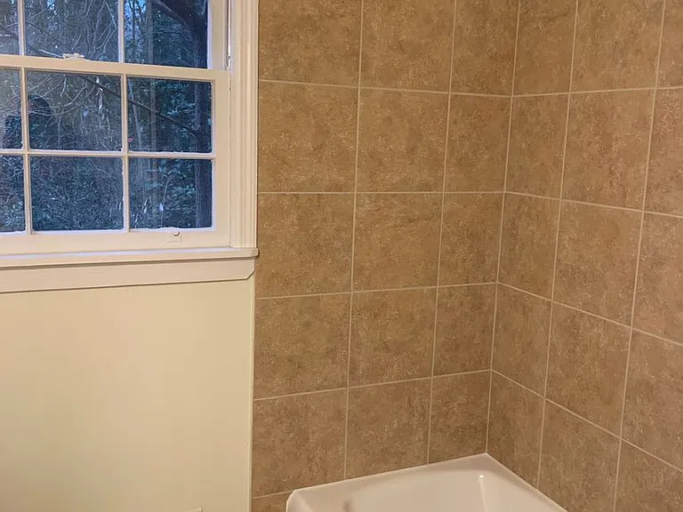 200 Rollingwood Dr — Photo 11