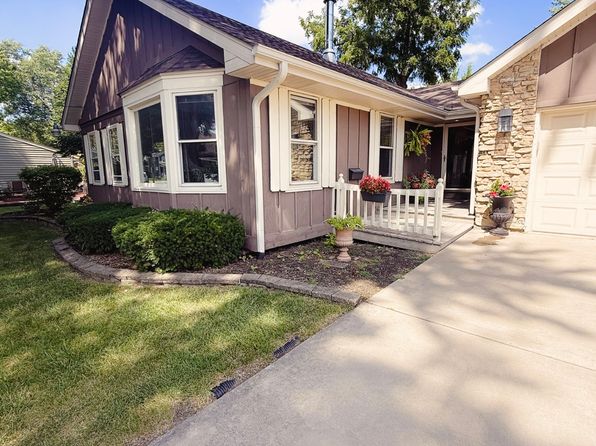 557 Hardin Ave