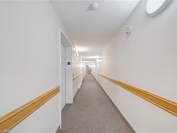 5th image of 1061 Vansickle Rd N #303B