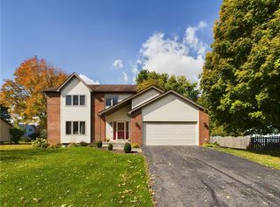 11 Hickory Ln, Cortland, NY 13045