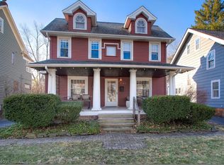 3044 Berkshire Rd, Cleveland Heights, OH 44118