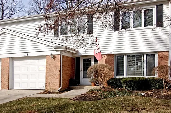 112 N Peartree Ln photo 1