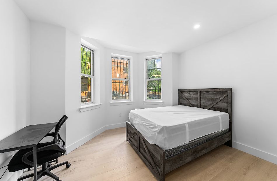 1st image of 24 Winthrop St