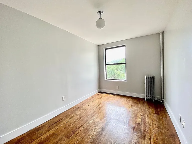 25 Vermilyea Ave #52 — Photo 6