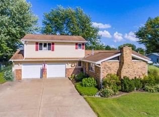 13550 Cedar St, Manito, IL