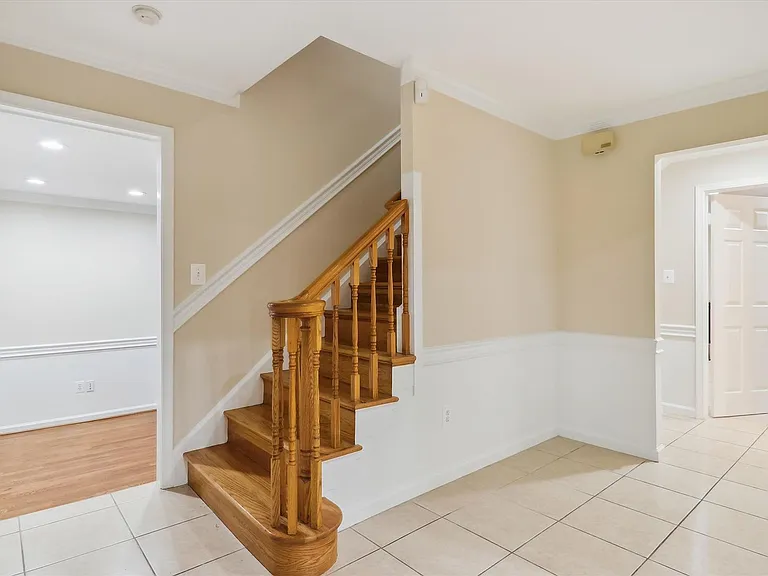 9309 Langford Ct — Photo 29