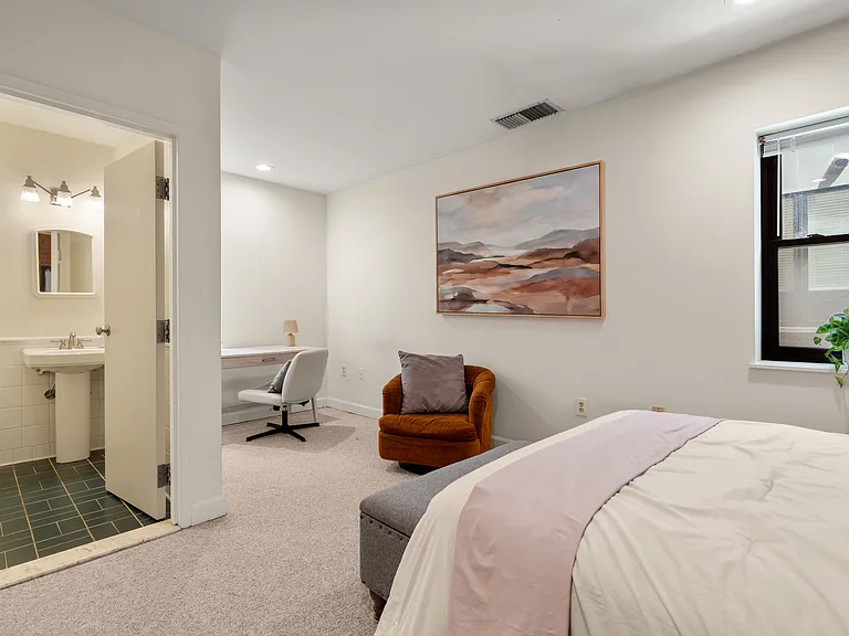 103 Gainsborough St #108 — Photo 10