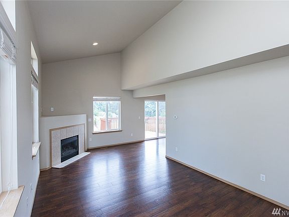 2nd image of 6729 130th St Ct E