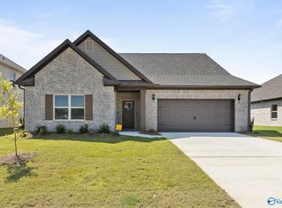 162 Saddle St, New Market, AL 35761