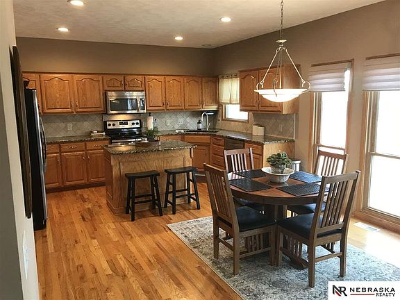 5th image of 309 Castle Pine Dr
