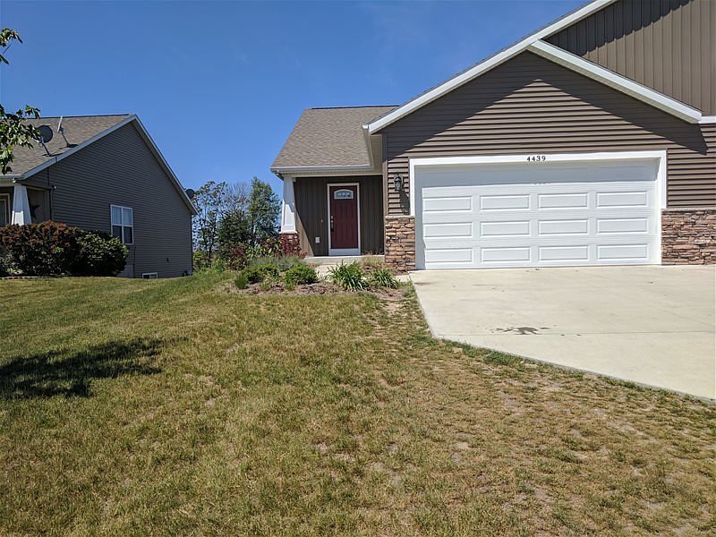 1st image of 4439 136th Ave