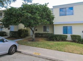219 Debora Ct, Altamonte Springs, FL 32701