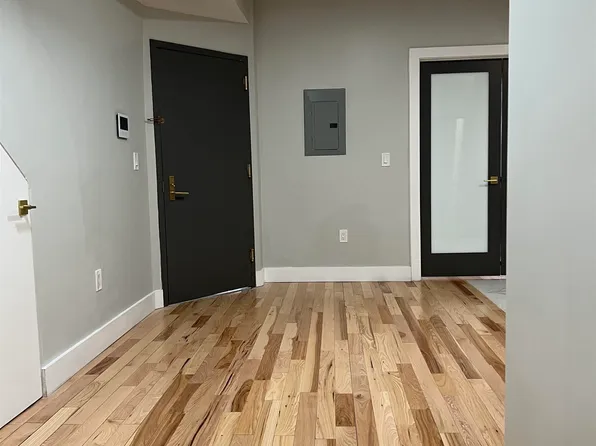 12 Ivy Place image 7 of 37