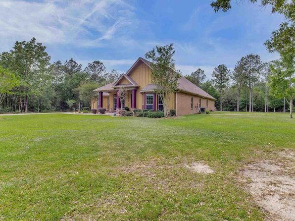 5835 Mossy Creek Ln, Pace, FL 32571