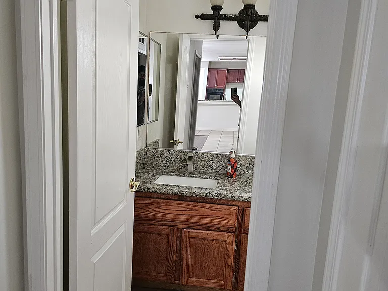12706 Crystal Cove Ave — Photo 19